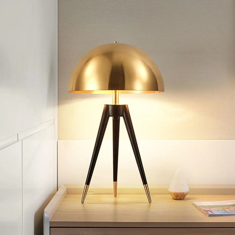 Elena - Design lamp met driepoot